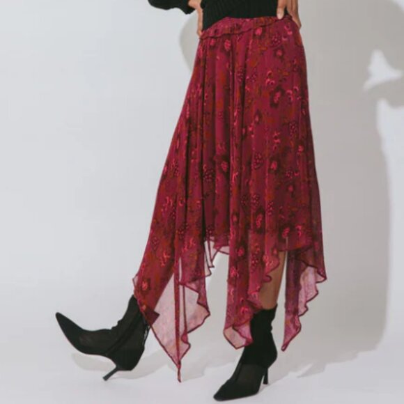 💥INSANELY BEAUTIFUL💥Cleobella Bohimian Gypsy Asymmetrical Skirt in Maroon - Picture 5 of 15